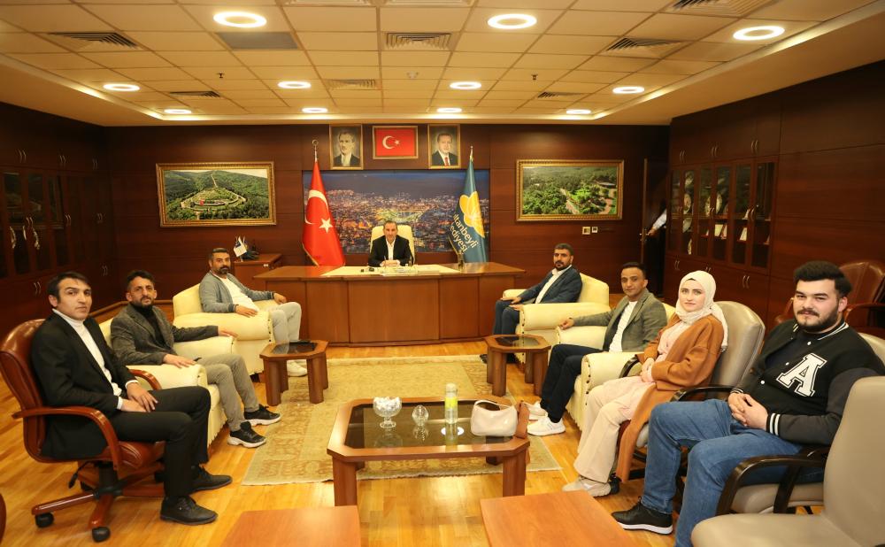 Sultanbeyli'de Belediye Başkanı Ali Tombaş'a Hayırlı Olsun Ziyareti