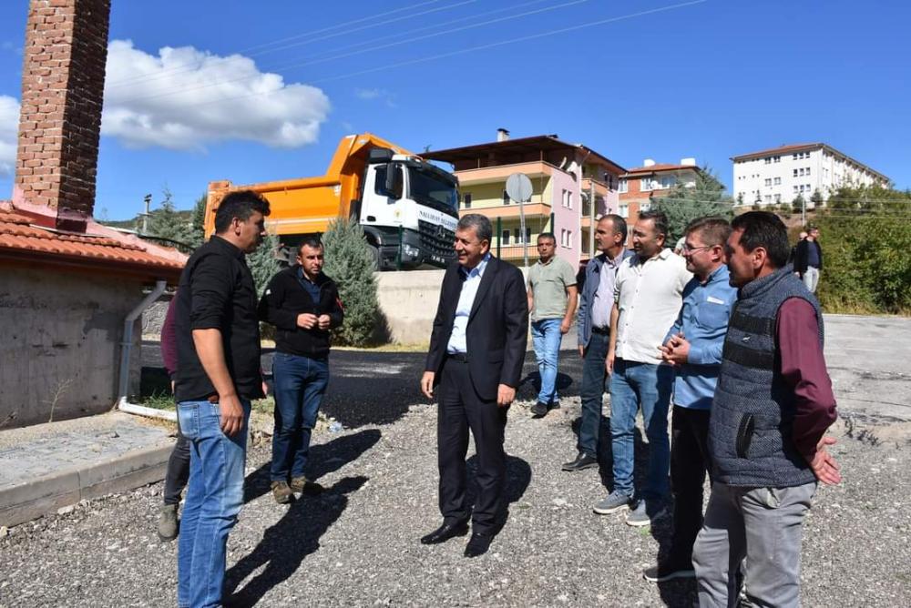 Nallıhan Belediye Başkanı İsmail Öntaş Asfalt Çalışmalarını İnceledi