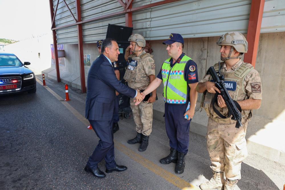 Bingöl Valisi Ahmet Hamdi Usta'dan Kurban Bayramı Ziyaretleri