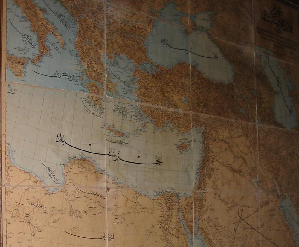 Osmanlı İmparatorluğu topraklarını gösteren el yazması harita oldukça ilgi görüyor