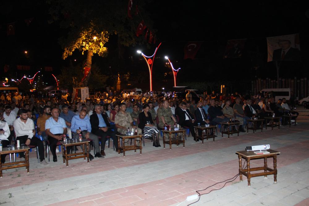 Sınırın sıfır noktası Çukurca'da 15 Temmuz etkinliğine yoğun ilgi