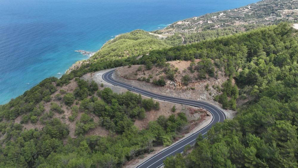 ARSUZ İLE SAMANDAĞ ARASINDAKİ 7,5 KİLOMETRELİK YOL 35 GÜNDE ULAŞIMA AÇILDI