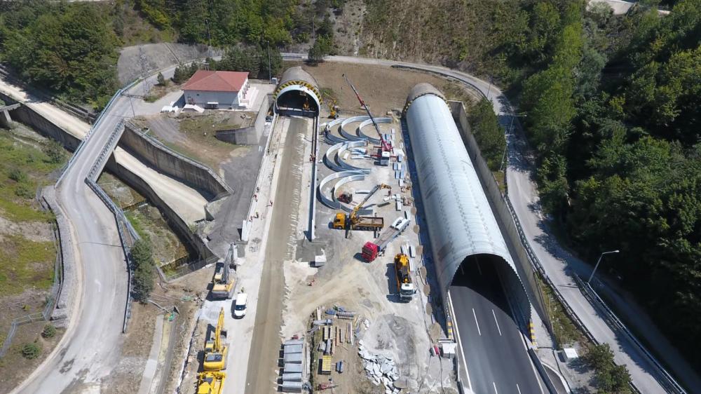 ULAŞTIRMA VE ALTYAPI BAKANI ABDULKADİR URALOĞLU BOLU DAĞI İSTANBUL YÖNÜNDEKİ TÜPÜN UZATMA ÇALIŞMALARI 19 EYLÜL'E KADAR SÜRECEK