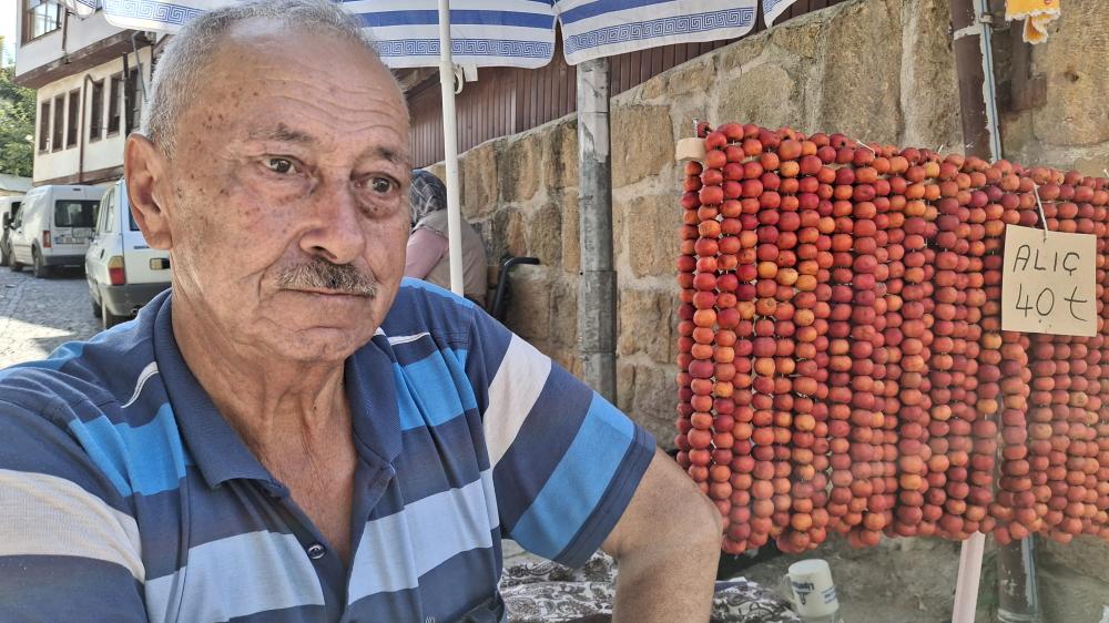 Beypazarı'nda sonbaharın müjdecisi alıç tezgâhlarda