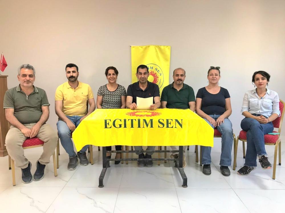 EĞİTİM-SEN'DEN OKULLARDAKİ TEMİZLİK PERSONELİ EKSİKLİĞİ ELEŞTİRİSİ