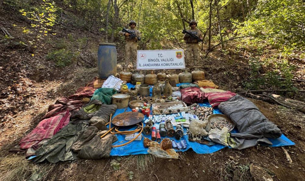 PKK/KCK Sığınağına Operasyon: Yaşam Malzemeleri Ele Geçirildi