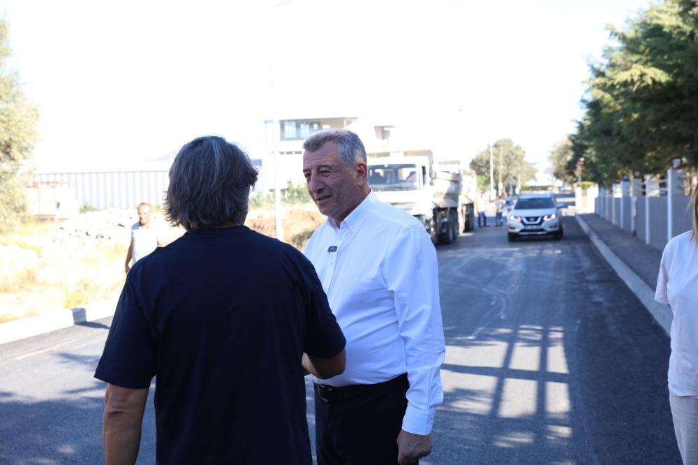 Güzelbahçe Namık Elal Caddesi Asfalta Kavuştu