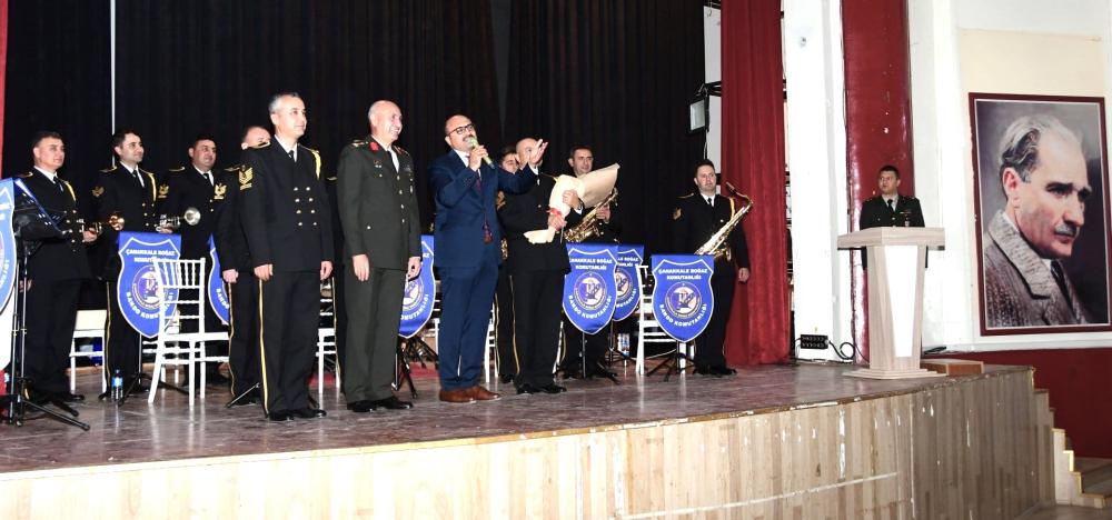 ÇANAKKALE BOĞAZ KOMUTANLIĞI’NDAN CUMHURİYET’E ÖZEL BANDO KONSERİ