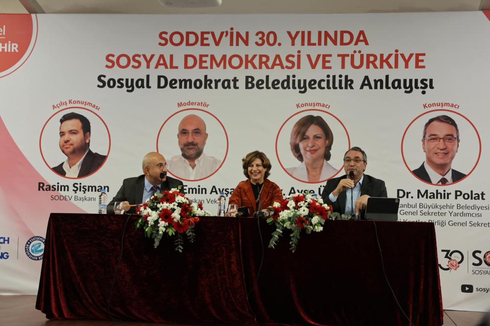 SODEV’İN 30. YILINDA ESKİŞEHİR’DE SOSYAL DEMOKRASİNİN ÖNEMİ TARTIŞILDI