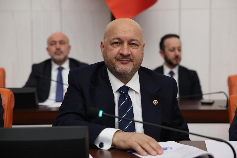 ADIYAMAN MİLLETVEKİLİ RESUL KURT’TAN RAMAZAN BAYRAMI MESAJI