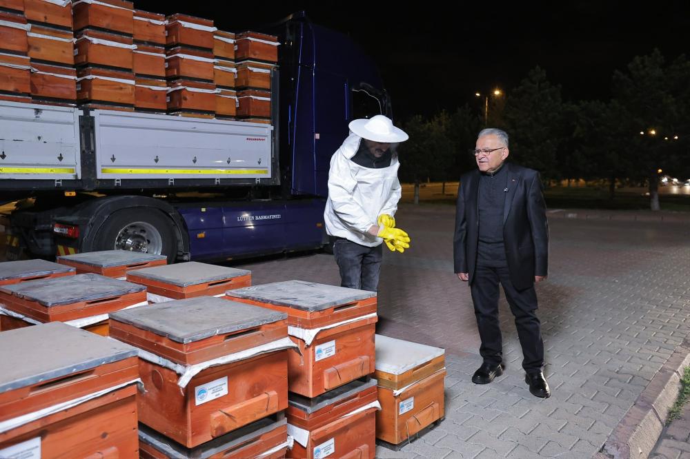 KAYSERİ BÜYÜKŞEHİR'DEN ARICILIĞA DESTEK: 