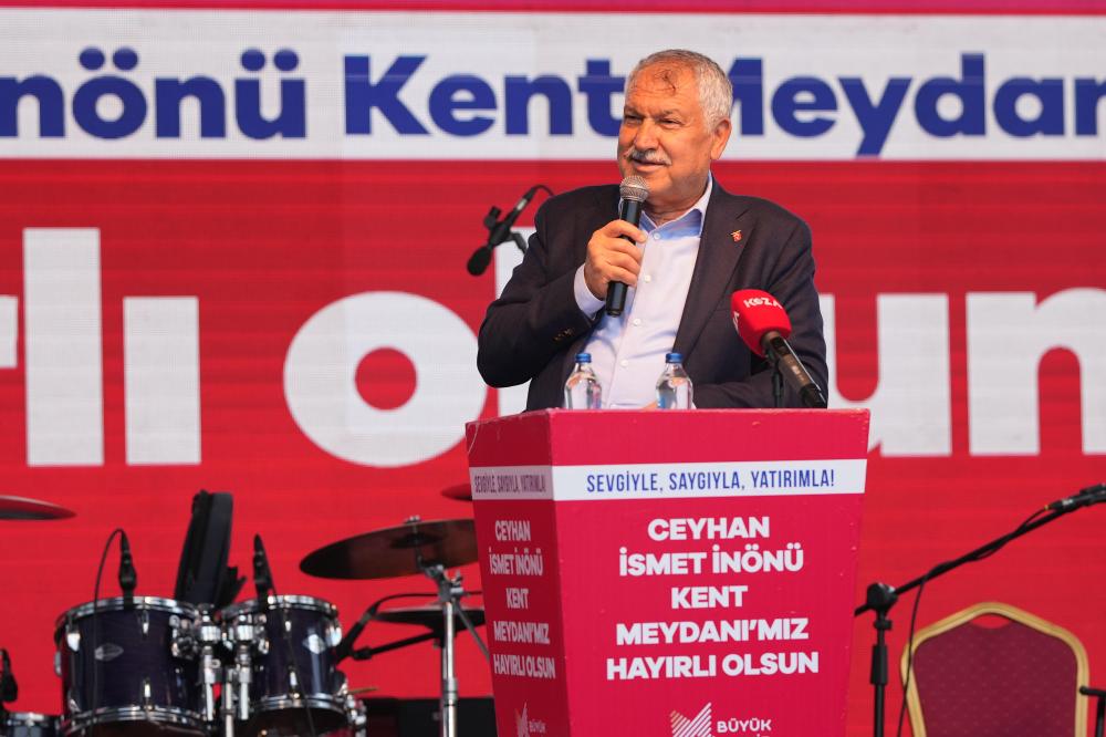 CEYHAN İSMET İNÖNÜ KENT MEYDANI COŞKUYLA AÇILDI
