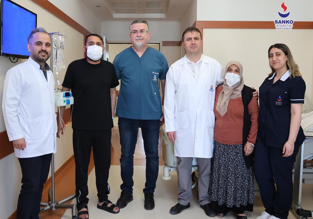 SANKO ÜNİVERSİTESİ HASTANESİ’NDE ANNEDEN OĞLUNA İKİNCİ HAYAT