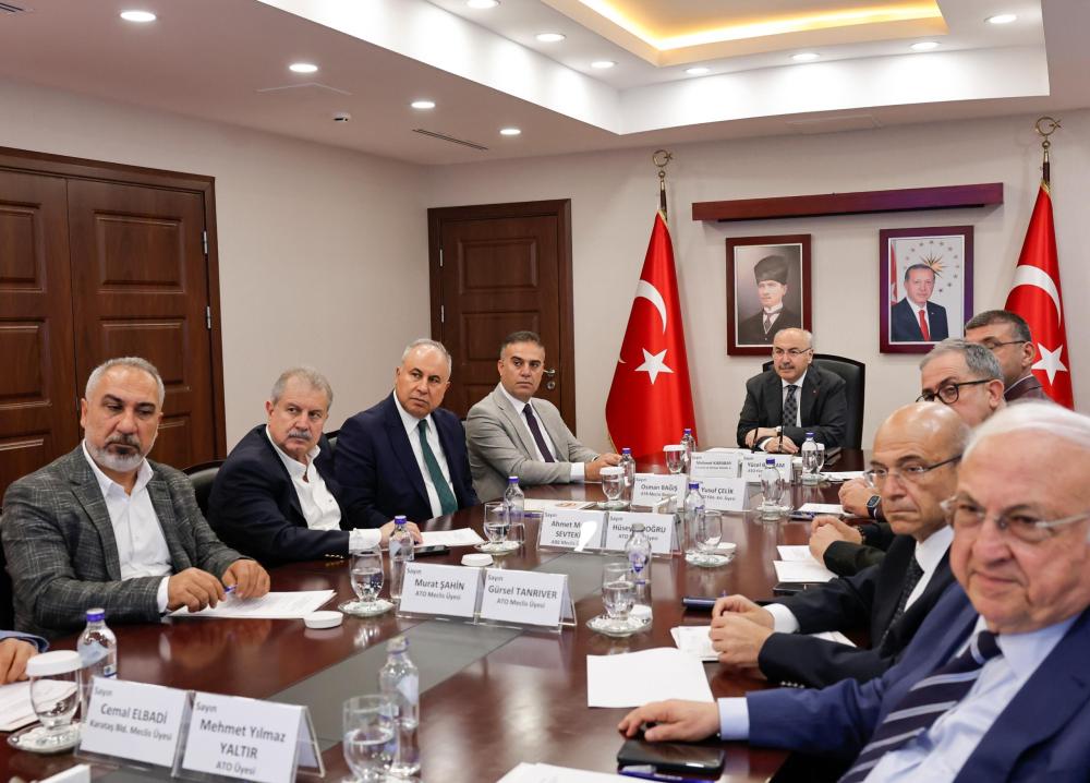 ADANA'DA TARIM VE SANAYİ ENTEGRASYONU GÜÇLENİYOR: KARATAŞ OSB'LERDE ÖNEMLİ ADIMLAR