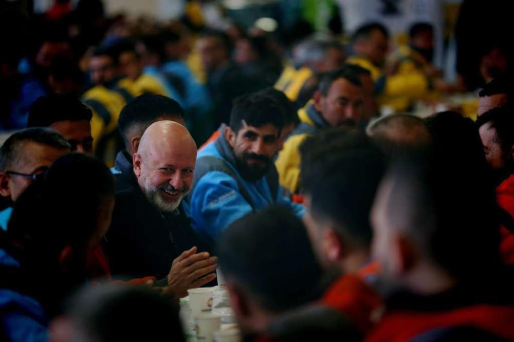 BAŞKAN ÇOLAKBAYRAKDAR'DAN 1 MAYIS MESAJI: 