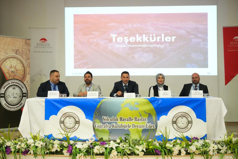 BİNGÖL ÜNİVERSİTESİ'NDE DEPREM GERÇEĞİ FARKLI PERSPEKTİFLERLE ELE ALINDI