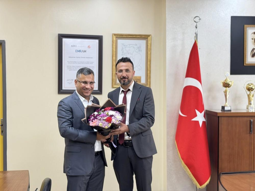 KAHTA DEVLET HASTANESİ’NDE BAŞHEKİMLİK DEVİR TESLİM TÖRENİ YAPILDI