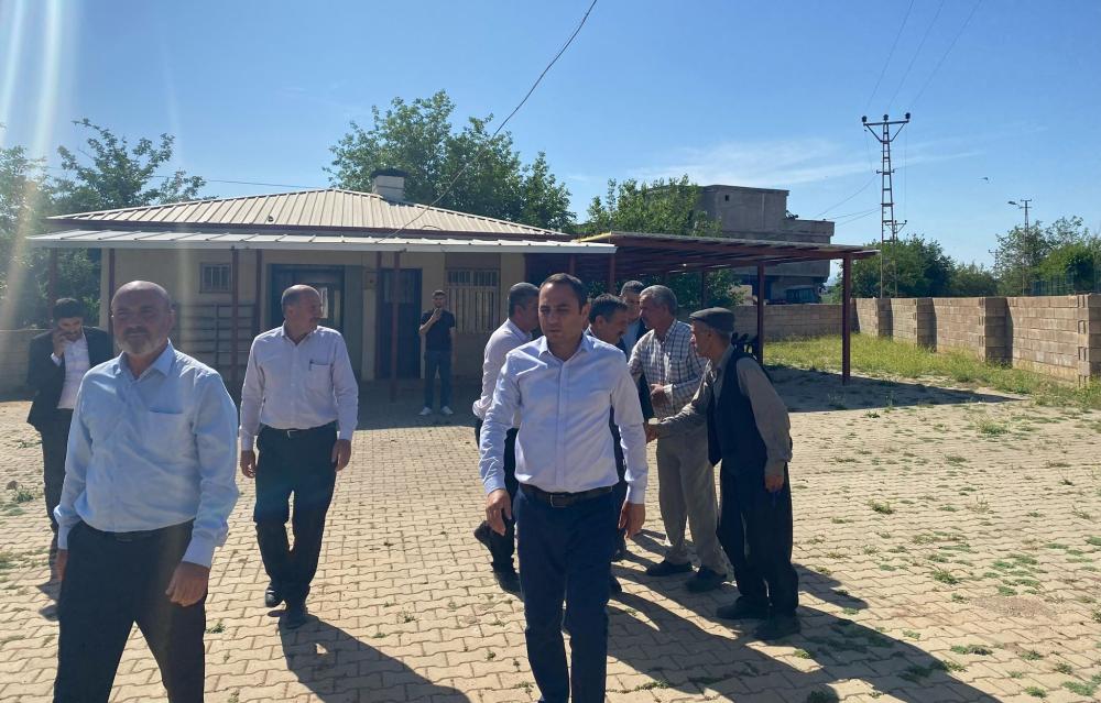 KAYMAKAM PARTAL'DAN YAZIKARAKUYU'DAKİ YENİDEN İNŞA ÇALIŞMALARINA ZİYARET