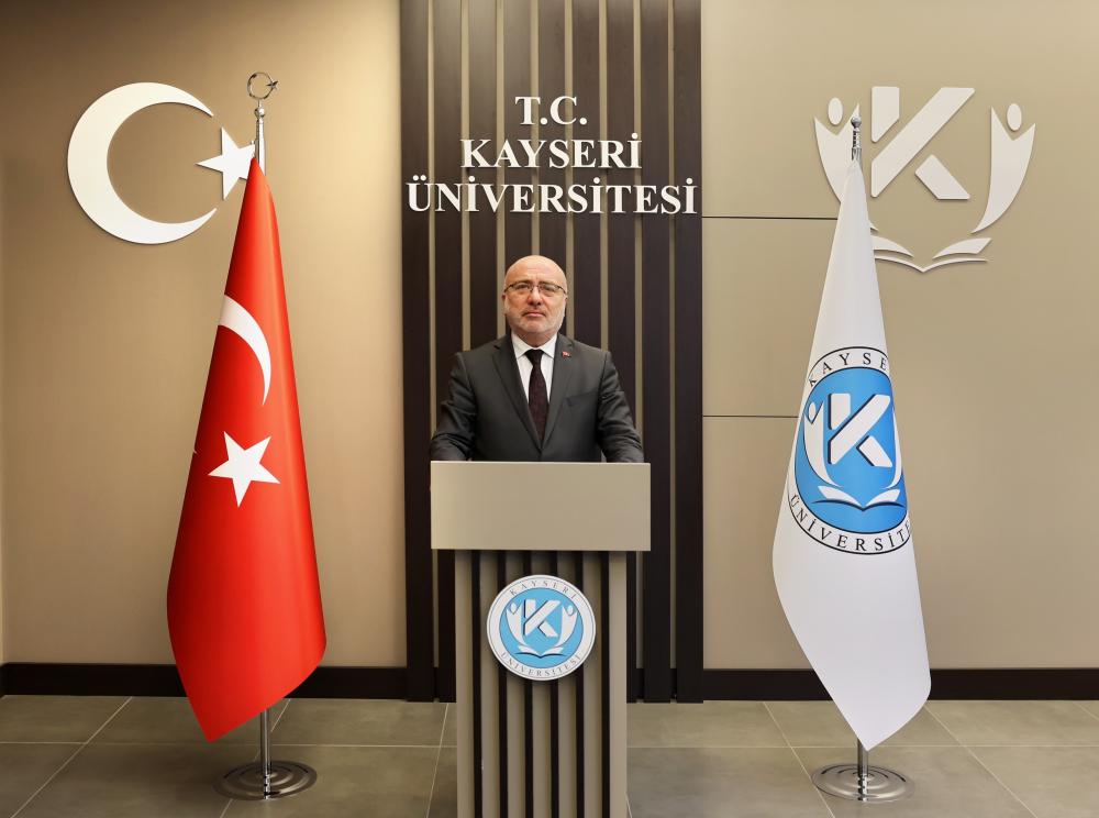 KAYSERİ ÜNİVERSİTESİ REKTÖRÜ KARAMUSTAFA'DAN 19 MAYIS MESAJI
