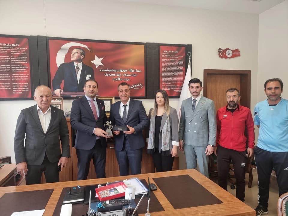 MHP'Lİ ERDOĞAN ORHAN'DAN ZİYARET