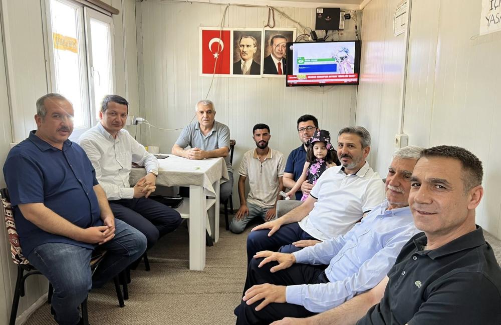 BAKAN YARDIMCISI AHMET AYDIN’DAN BAYRAMDA TAKSİ DURAĞI ZİYARETİ