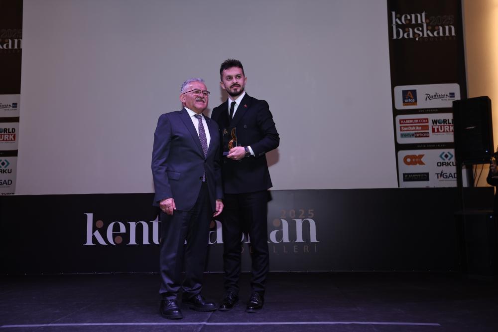 BÜYÜKKILIÇ İLE KAYSERİ, AKILLI ŞEHİRCİLİKTE ÖRNEK OLUYOR, BAŞARIDAN BAŞARIYA KOŞUYOR