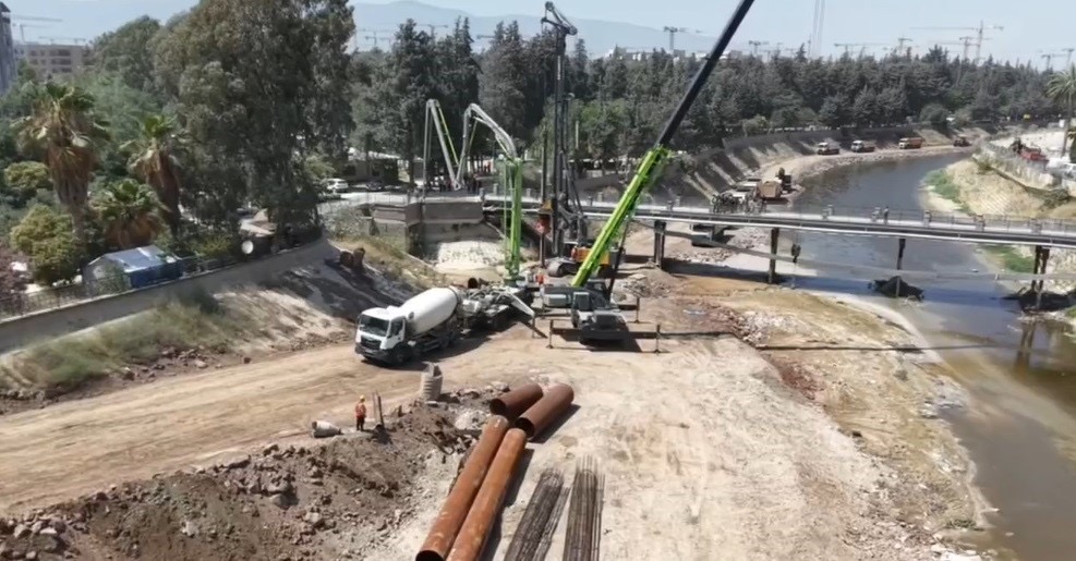 HATAY’IN CAN DAMARI ASİ NEHRİ ISLAH EDİLİYOR