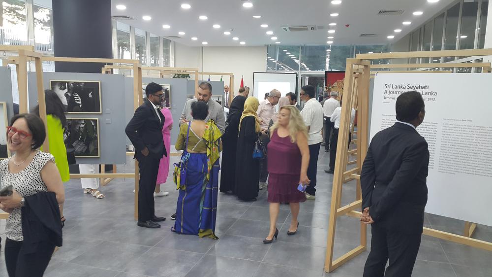 SRİ LANKA SEYAHATİ FOTOĞRAF SERGİSİ SANATSEVERLERİ BEKLİYOR