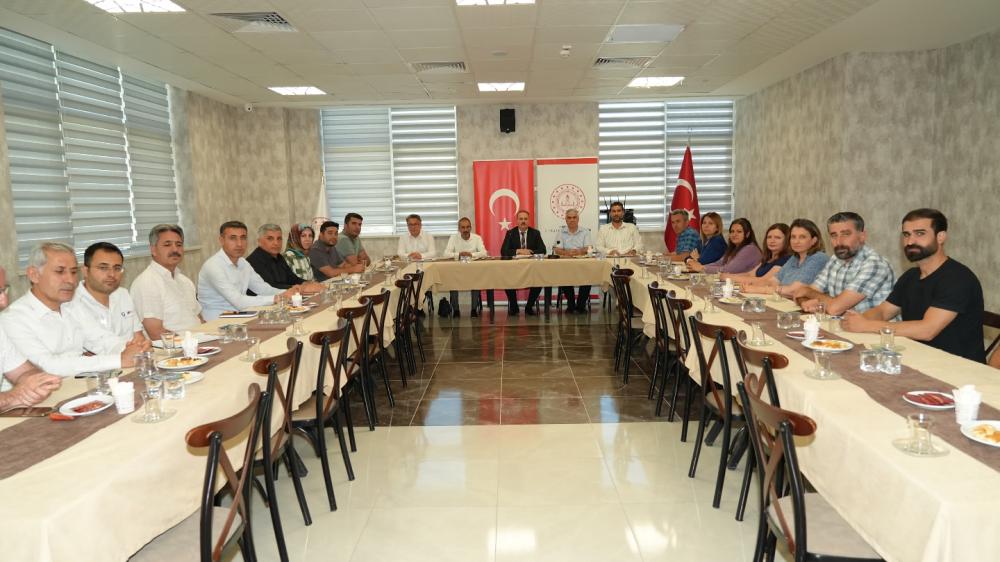 2024-2025 EĞİTİM ÖĞRETİM YILI SENE SONU İL MİLLÎ EĞİTİM DANIŞMA KOMİSYONU TOPLANTISI GERÇEKLEŞTİRİLDİ