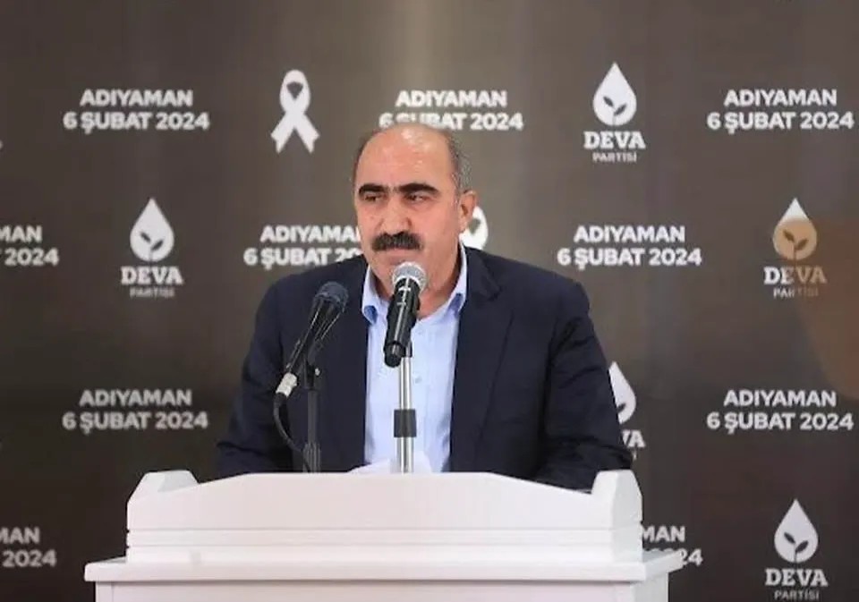 DEVA PARTİSİ ADIYAMAN İL BAŞKANI MEHMET ANAÇ: “GENÇLİĞİMİZİ ZEHİRLEYEN DÜZENE SESSİZ KALMAYACAĞIZ!”