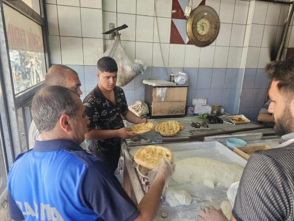 ADIYAMAN BELEDİYESİ’NDEN GIDA VE HİJYENE SIKI TAKİP: 2 BİN 897 İŞYERİ DENETLENDİ