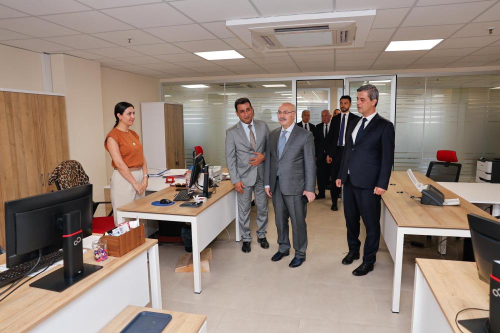 VALİ KÖŞGER’DEN DEFTERDARLIĞA ZİYARET