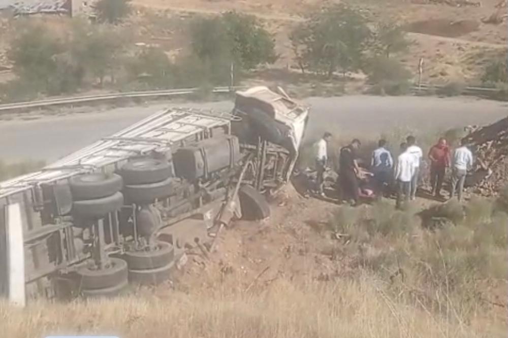 BEYPAZARI İLÇESİNDE MEYDANA GELEN TRAFİK KAZASINDA 3 KİŞİ YARALANDI: