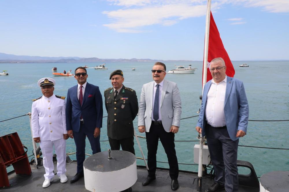 EDREMİT’TE KABOTAJ BAYRAMI’NIN 99. YILI KUTLANDI