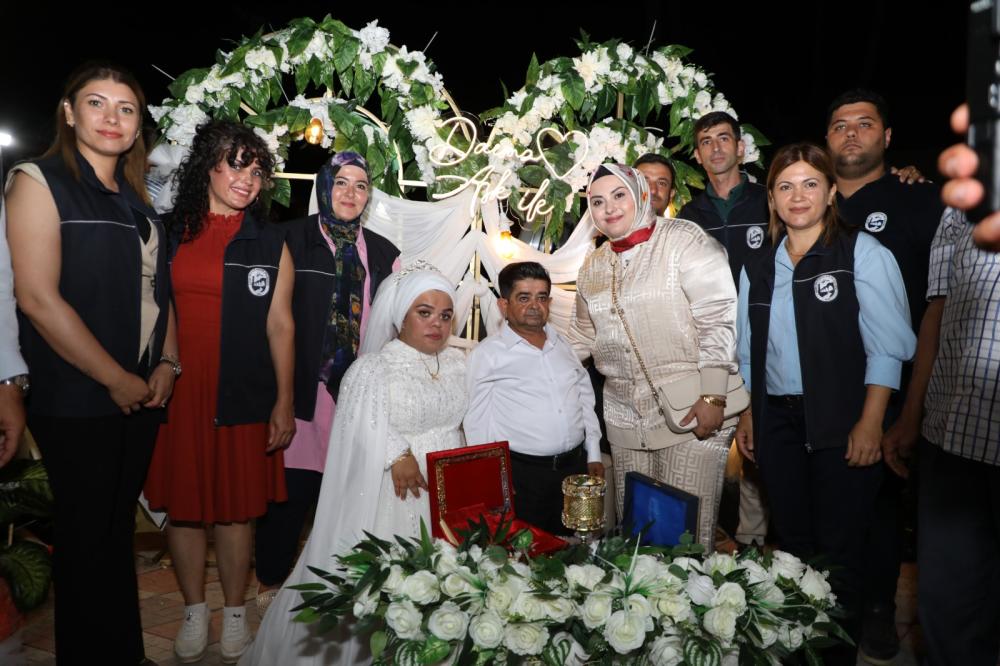 HBB, DEZAVANTAJLI VE KİMSESİ OLMAYAN ÇİFTİ YALNIZ BIRAKMADI