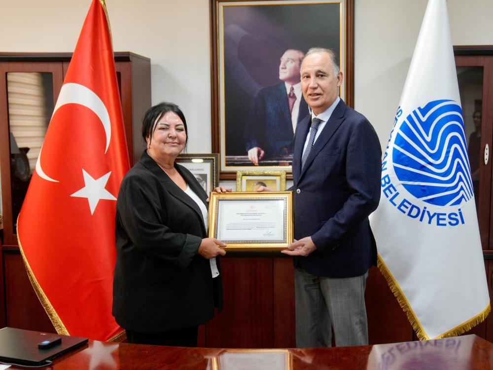 SEYHAN BELEDİYESİ  “BESLENME DOSTU İŞ YERİ SERTİFİKASI ALDI”