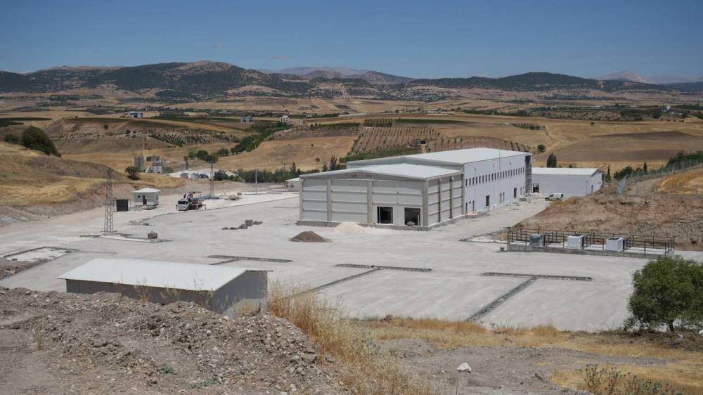 MODERN HAYVAN PAZARI VE KESİMHANE’DE YEŞİL ALAN VE PEYZAJ ÇALIŞMALARI BAŞLADI