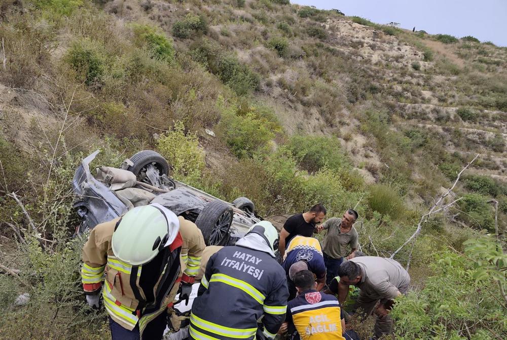 İTFAİYE’DEN, YARALILARA ACİL YARDIM