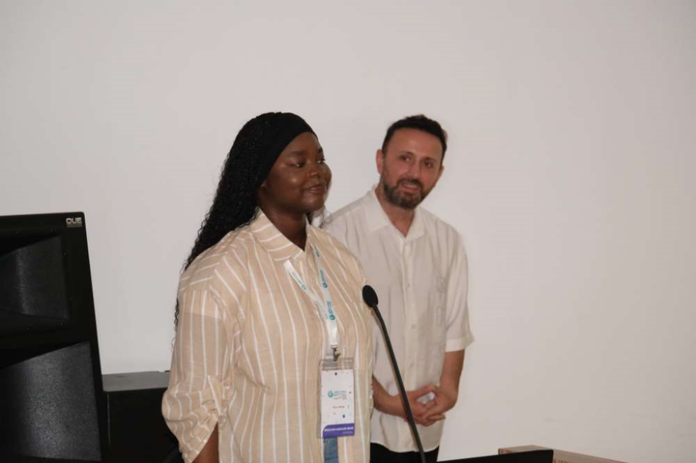 RTEÜ’DE ULUSLARARASI ÖĞRENCİLER İÇİN TÜRKÇE YAZ OKULU BAŞLADI