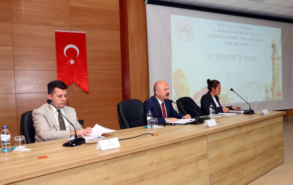 2025 YILI ÜÇÜNCÜ İL KOORDİNASYON KURULU TOPLANTISI VALİ DR. OSMAN VAROL BAŞKANLIĞINDA GERÇEKLEŞTİRİLDİ