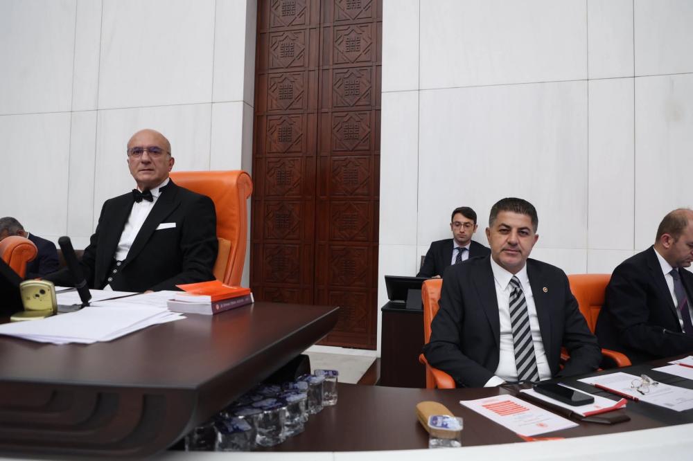 SAĞLIKTA DİJİTAL DÖNÜŞÜM BAŞLADI: TBMM’DEN GEÇEN YENİ YASAYLA BİRÇOK ALANDA DEVRİM NİTELİĞİNDE DEĞİŞİKLİK