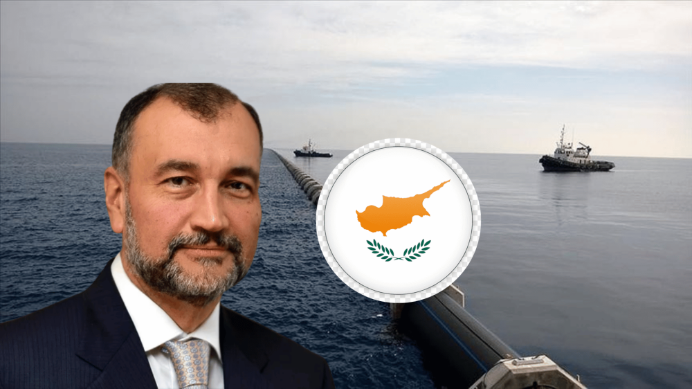 KIBRIS BARIŞ HAREKÂTI’NIN YILDÖNÜMÜNDE MURAT ÜLKER\'DEN SKANDAL PAYLAŞIM: RUM BAYRAĞIYLA BELGESEL TANITIMI