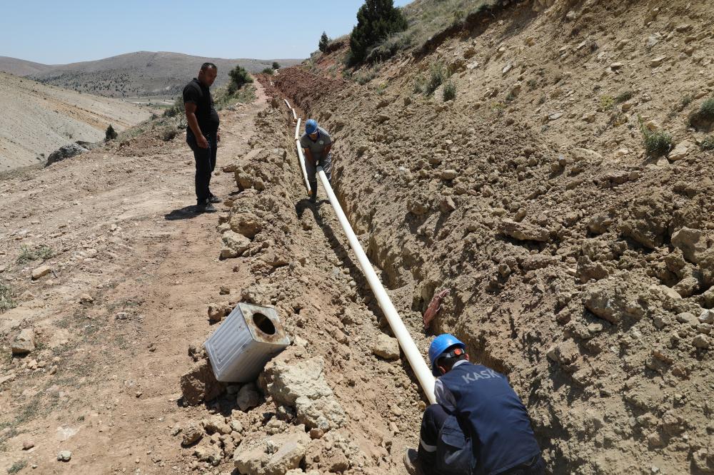 AŞKAN BÜYÜKKILIÇ: “SARIZ’IMIZA 5 MİLYON 742 BİN TL’LİK İÇME SUYU YATIRIMI YAPTIK”