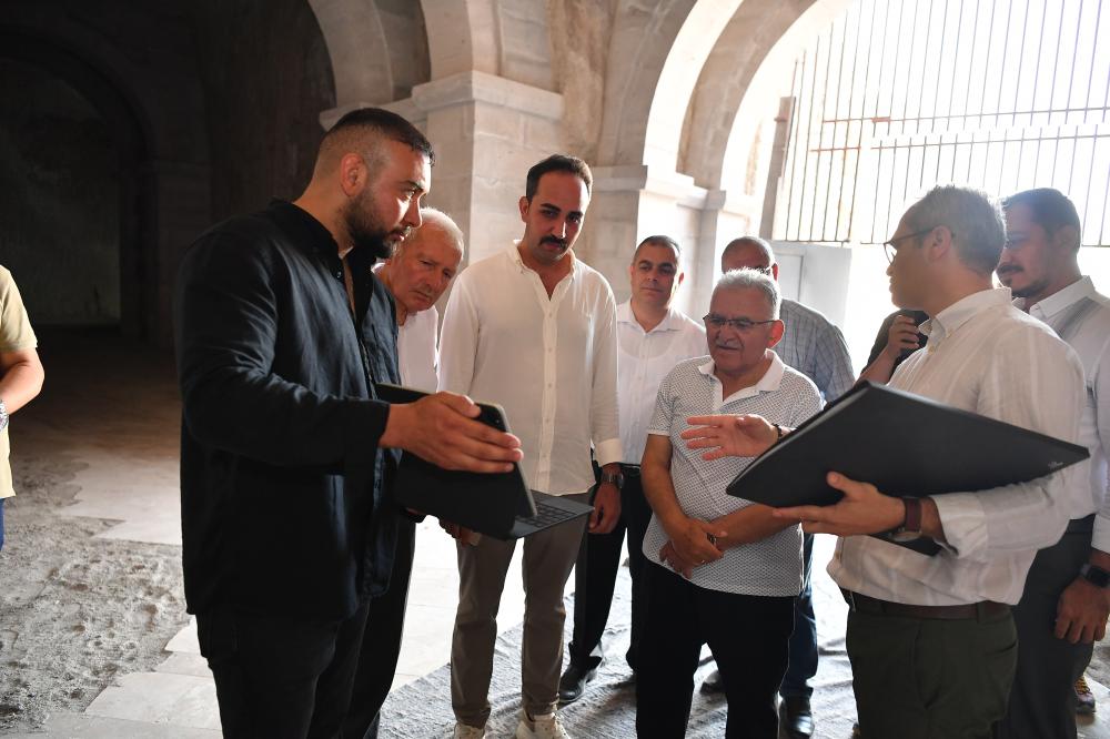 BAŞKAN BÜYÜKKILIÇ’TAN KAYADAN OYMA KÜLTEPE MÜZESİ’NE YAKIN TAKİP