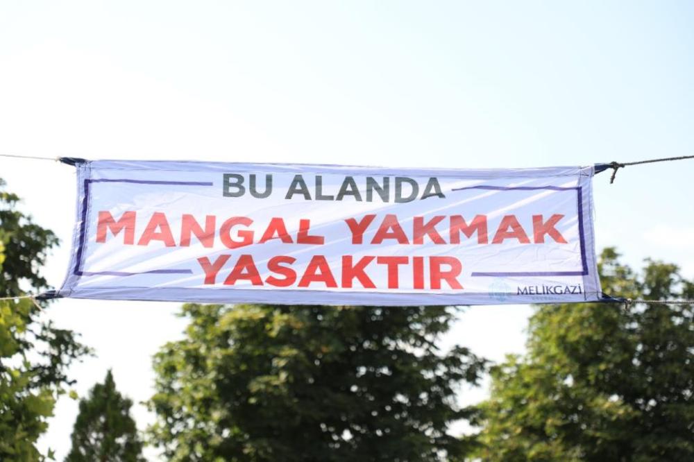 MELİKGAZİ BELEDİYESİ UYARDI: MESİRE ALANLARINDA MANGAL, SEMAVER YAKMAK YASAK!