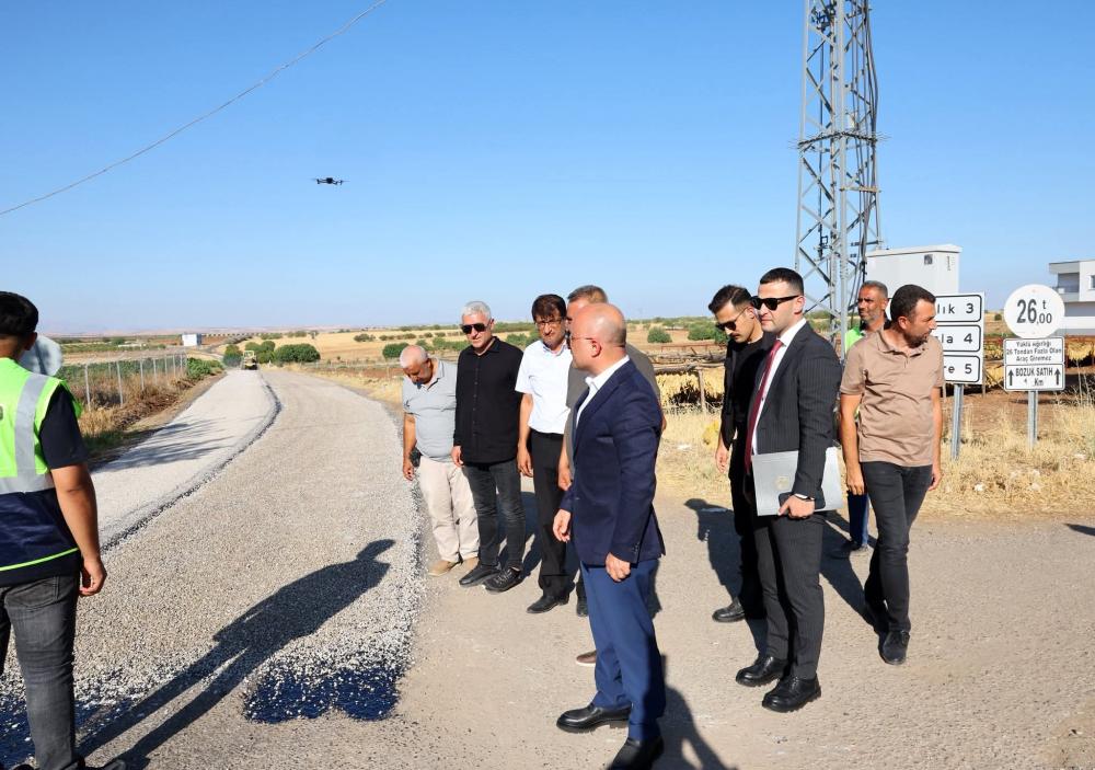 BOZHÜYÜK-ÇENÇENG-YAZLIK GRUP YOLU ASFALTLANIYOR