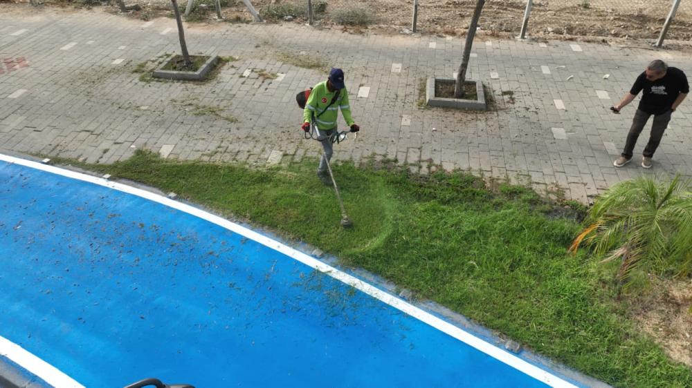 Büyükşehir Belediyesi, Adana’nın temiz ve düzenli olması için yoğun çalışıyor