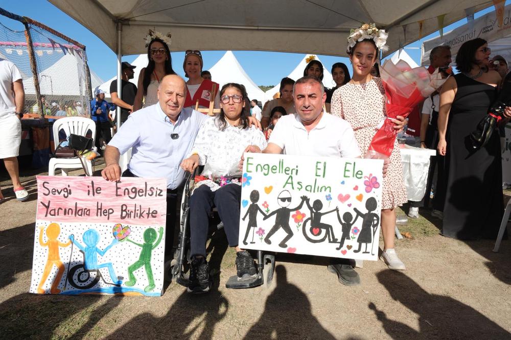 GÜNGÖR GEÇER VE ALİ DEMİRÇALI BİZZAT MINTIKA TEMİZLİĞİ YAPTI