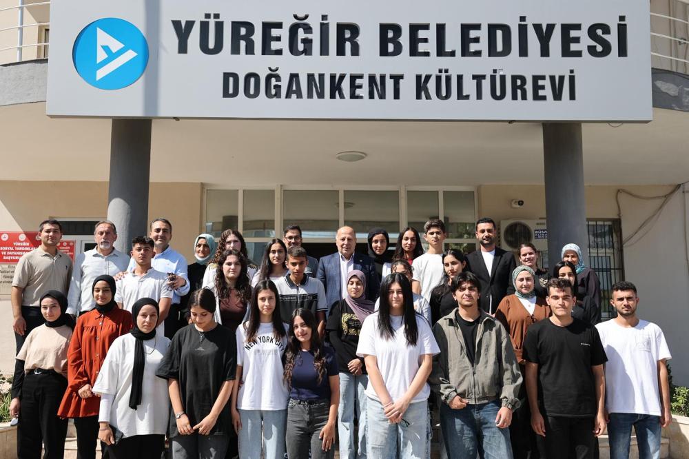 BAŞKAN DEMİRÇALI’DAN GENÇLERE ALTIN DEĞERİNDE TAVSİYELER