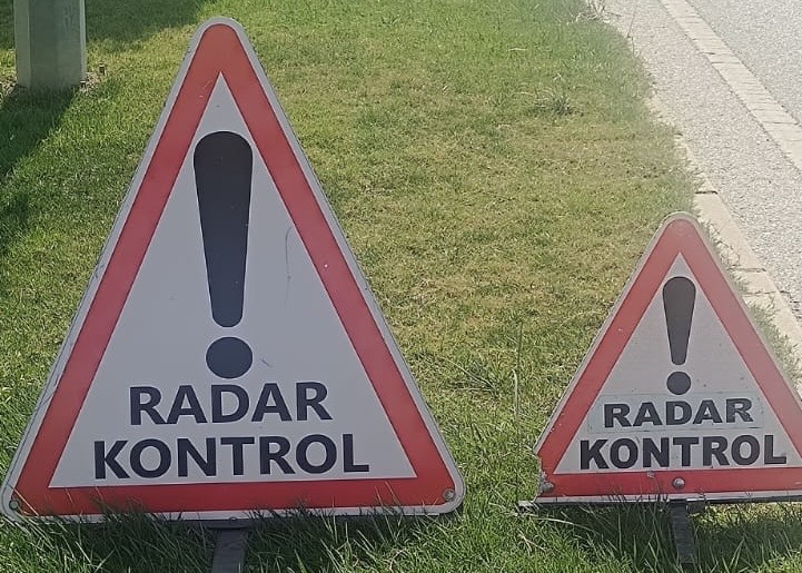 HATAY’DA TRAFİK KAZALARININ ÖNLENMESİNE YÖNELİK RADAR DENETİMLERİ 7/24 DEVAM EDİYOR